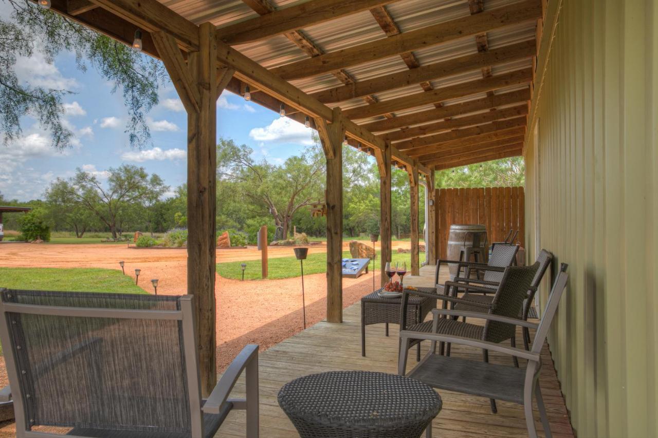 Vaughan W/Hot Tub And Grill Fredericksburg Exterior foto