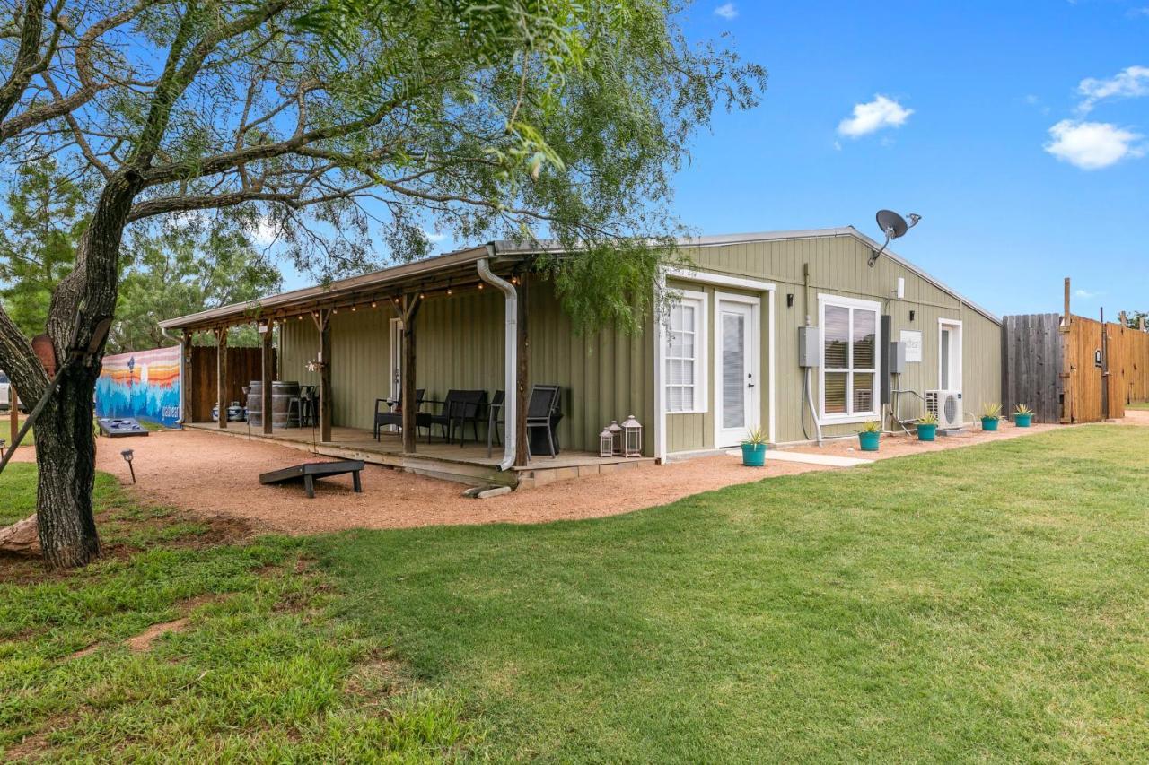 Vaughan W/Hot Tub And Grill Fredericksburg Exterior foto